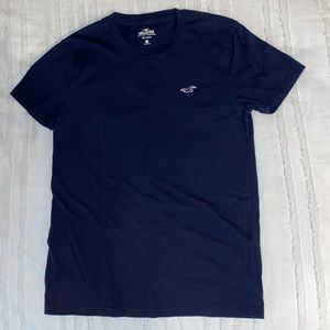 Hollister xs navy blue t-shirt
